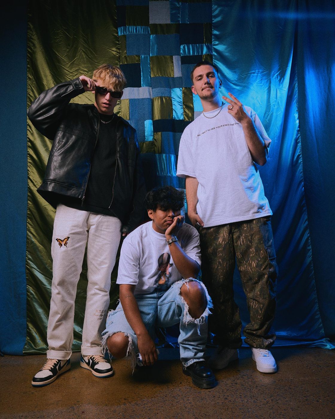 Jude with Hulvey and whatupRG backstage